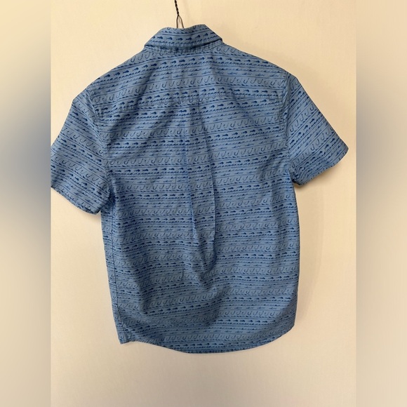 VINEYARD VINES SMALL BOYS WHALE SHIRT BLUE - Picture 5 of 7